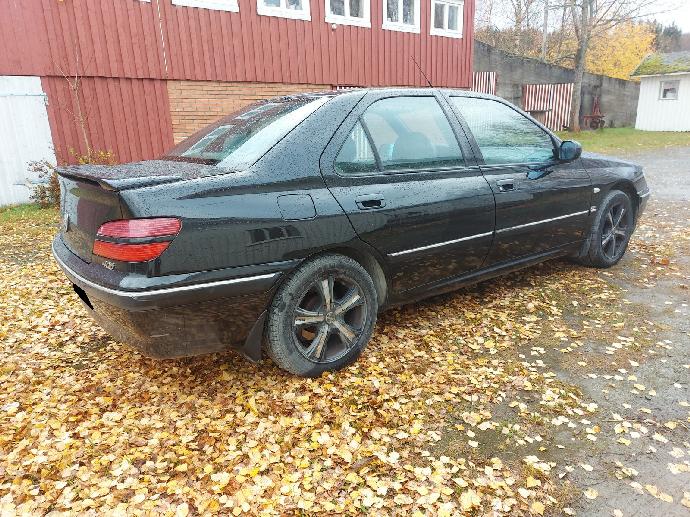 Je donne ma Peugeot 406