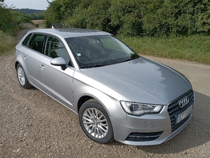 AUDI A3 SPORTBACK 1.6 TDI 110CH AMBIENTE